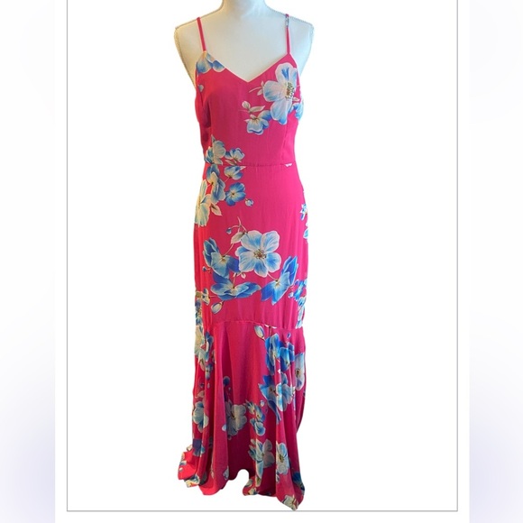 NWT LULUS Wandering Wendy Magenta Floral Print Maxi Dress Size M - Picture 2 of 8
